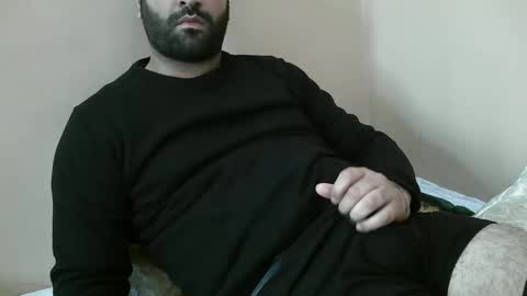 Snapshot of yxxtxxdentyk chatting on December 10, 7:58 am Bi BearXXX online show from December 10, 7:58 am