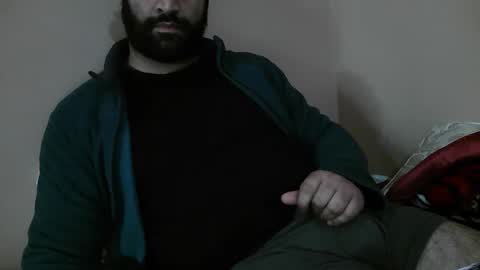 Snapshot of yxxtxxdentyk chatting on December 23, 6:11 am Bi BearXXX online show from December 23, 6:11 am