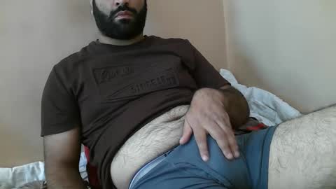 Snapshot of yxxtxxdentyk chatting on October 1, 5:46 am Bi BearXXX online show from October 1, 5:46 am