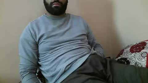 Snapshot of yxxtxxdentyk chatting on November 17, 5:24 am Bi BearXXX online show from November 17, 5:24 am