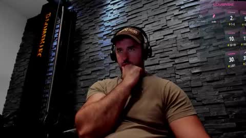 David online show from October 31, 7:37 pm