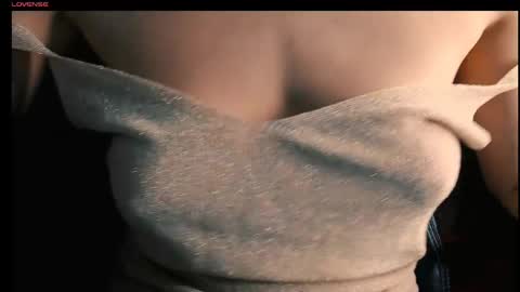 yzza_suave online show from May 6, 8:47 pm