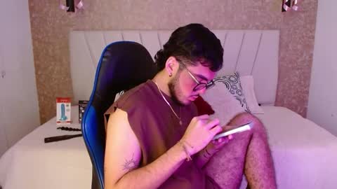 Zack  online show from November 5, 6:24 am