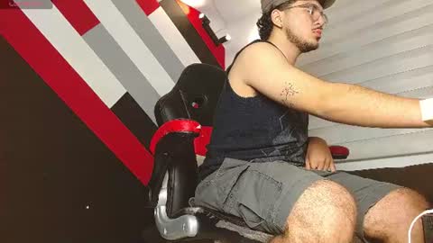 Snapshot of zac_golden chatting on June 16, 12:08 pm Zack online show from June 16, 12:08 pm