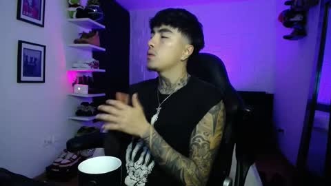 zac_muller1 online show from January 9, 9:12 am