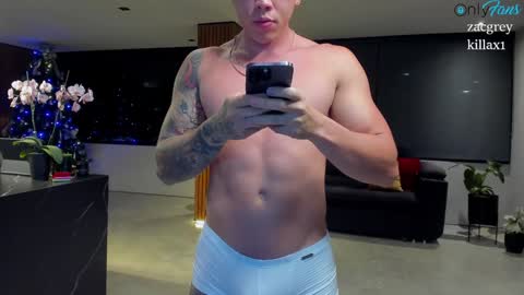 Snapshot of zacandmarcosmg_ chatting on December 20, 12:30 am zacandmarcosmg_ online show from December 20, 12:30 am