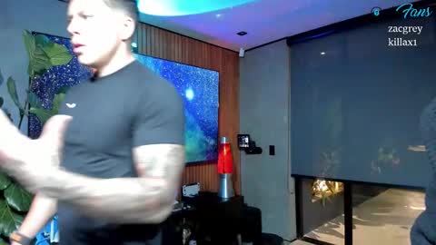 Snapshot of zacandmarcosmg_ chatting on September 27, 2:38 am zacandmarcosmg_ online show from September 27, 2:38 am