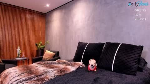 zacandmarcosmg_ online show from April 9, 2:44 am