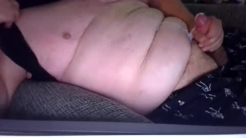 zach93_ online show from June 18, 2:10 pm
