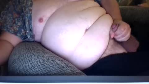 zach93_ online show from July 28, 2:35 pm