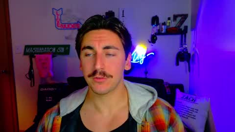 Snapshot of zach_rhyder chatting on November 6, 2:12 am Zach Rhyder online show from November 6, 2:12 am