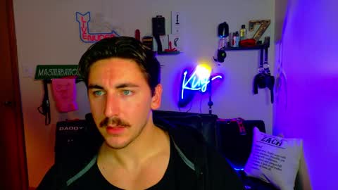 Snapshot of zach_rhyder chatting on November 14, 1:48 am Zach Rhyder online show from November 14, 1:48 am