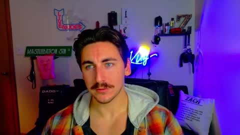 Snapshot of zach_rhyder chatting on November 14, 6:39 pm Zach Rhyder online show from November 14, 6:39 pm