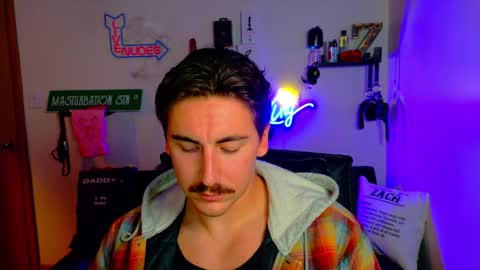 Snapshot of zach_rhyder chatting on November 19, 2:55 am Zach Rhyder online show from November 19, 2:55 am