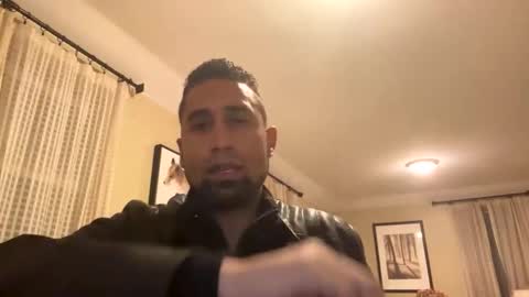 Snapshot of zachwest6864 chatting on October 24, 1:57 am zachwest6864 online show from October 24, 1:57 am
