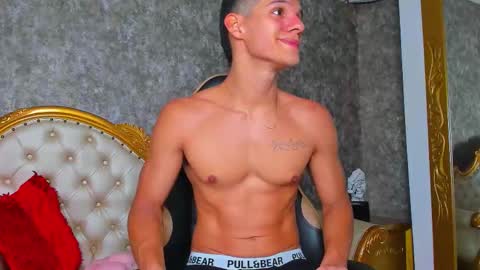 zack_deen online show from March 16, 7:18 pm