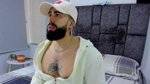 Richard online show from February 5, 2:05 pm