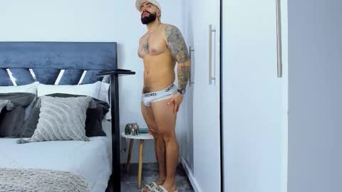 Richard online show from October 22, 1:22 pm