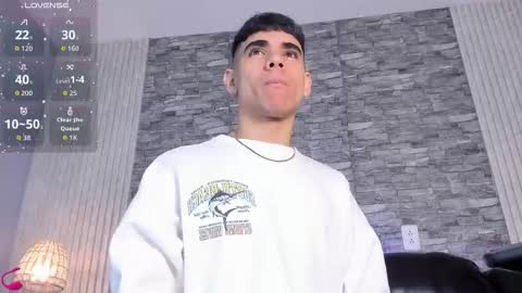 zack_joness10 online show from November 19, 3:17 am