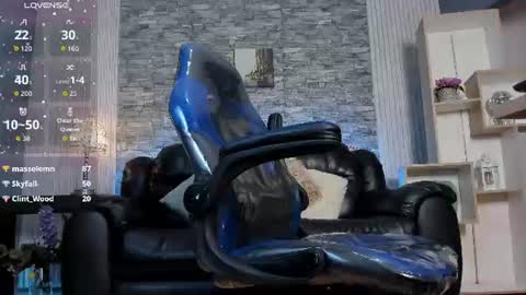 zack_joness10 online show from June 12, 5:28 am