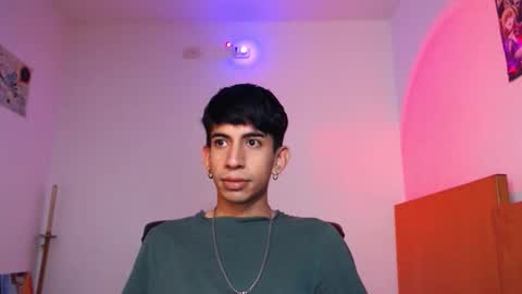 Snapshot of zack_kingg chatting on September 16, 12:28 pm Zack King online show from September 16, 12:28 pm