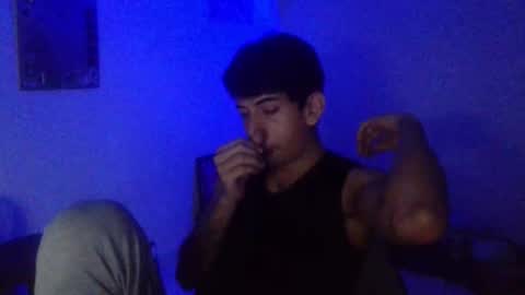 Snapshot of zack_kingg chatting on November 16, 4:18 am Zack King online show from November 16, 4:18 am