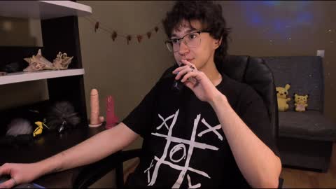 Snapshot of zackstivensen chatting on February 5, 11:50 pm Zachary next stream on monday online show from February 5, 11:50 pm