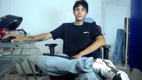 zack online show from December 26, 8:11 pm