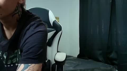 zack online show from March 8, 12:30 pm