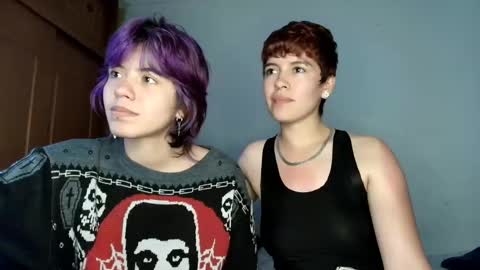 Snapshot of zafira_raven chatting on December 14, 10:14 pm zafira_raven online show from December 14, 10:14 pm