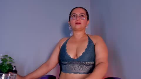Zafiro Brown online show from June 14, 4:14 am