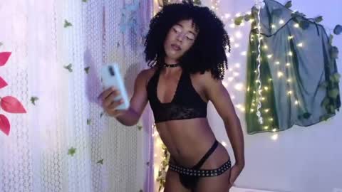 Snapshot of zafiro_azu chatting on July 21, 8:00 pm zafiro_azu online show from July 21, 8:00 pm