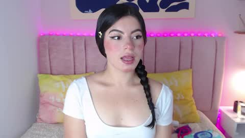  Zafiro   online show from April 30, 3:57 am