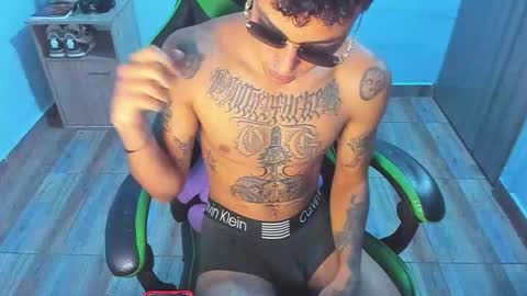 BiG Zafiro online show from December 14, 11:48 am