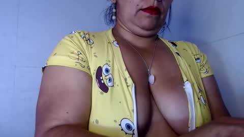 Snapshot of zahi_willx chatting on May 28, 1:41 pm Zahi ... wants to play with everyone...yessss online show from May 28, 1:41 pm