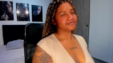 zahra_rose online show from September 9, 8:41 pm