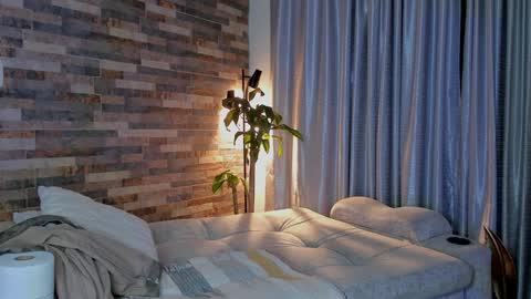 Snapshot of zain_diesel7 chatting on December 10, 9:23 am INSTAGRAM yormanfit7 online show from December 10, 9:23 am