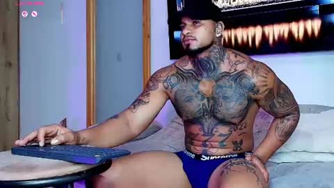 INSTAGRAM yormanfit7 online show from July 15, 1:11 am