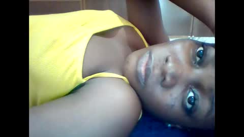 Snapshot of zainxxxx chatting on June 6, 11:48 am zainxxxx online show from June 6, 11:48 am