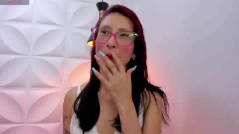 Snapshot of zaira_sweet4 chatting on July 2, 3:45 am zaira_sweet4 online show from July 2, 3:45 am