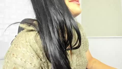 Snapshot of zakia_relish chatting on May 30, 10:40 pm Z A K I A online show from May 30, 10:40 pm