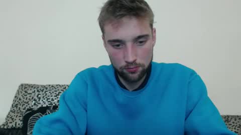 Snapshot of zakonezach chatting on December 7, 6:37 pm zakonezach online show from December 7, 6:37 pm