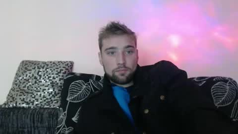 Snapshot of zakonezach chatting on December 9, 8:22 am zakonezach online show from December 9, 8:22 am