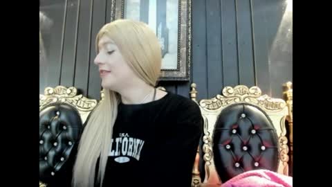 Megan online show from July 2, 5:02 am