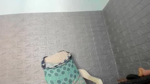 Zamara   online show from December 18, 3:29 pm