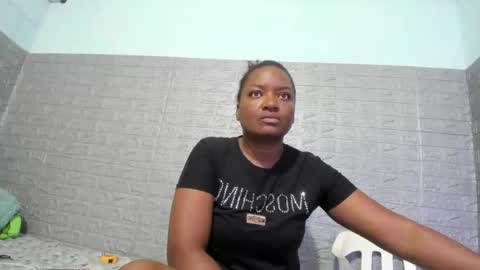 Snapshot of zamara__ chatting on June 16, 10:45 pm Zamara online show from June 16, 10:45 pm