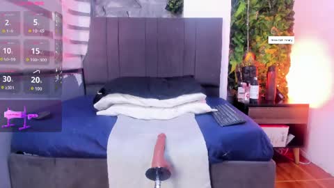 Snapshot of zamirscott chatting on June 25, 1:04 pm Zamir online show from June 25, 1:04 pm