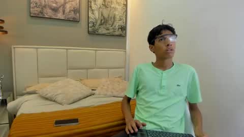 Snapshot of zane_belville chatting on May 31, 11:17 am Zane Belville online show from May 31, 11:17 am
