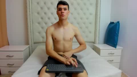 zane online show from July 27, 12:45 pm