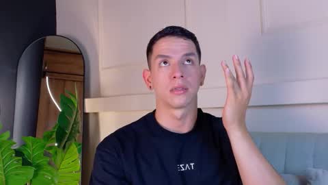 Zane Dawson online show from February 25, 7:56 pm